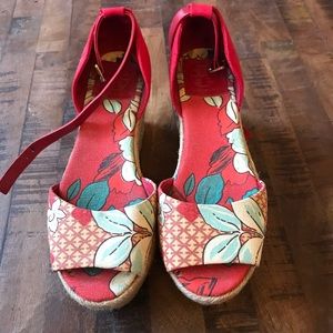 Tory Burch platforms